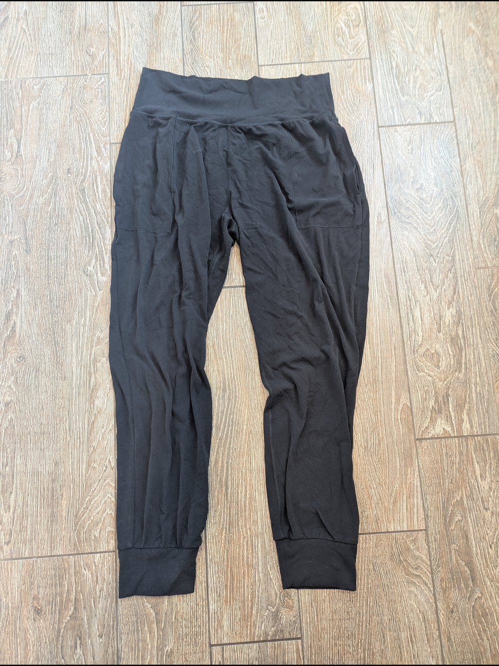 Athleta Black Salutation Jogger Large Activewear Athleisure Elevated Comfort